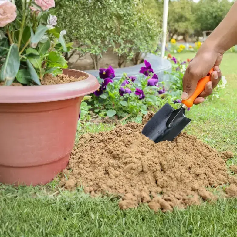 Falcon FWT-204 Hand Digging Trowel | Steel Garden Trowel for Planting, Digging & Transplanting